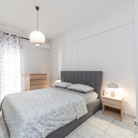 Ninas Central Apartment 卡瓦拉 外观 照片