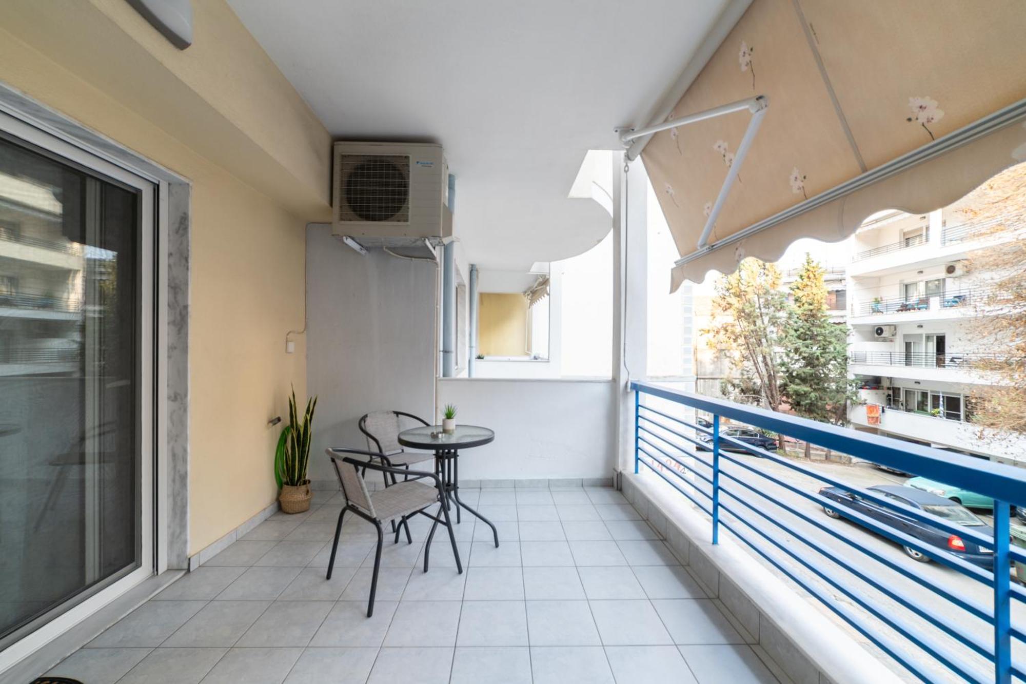 Ninas Central Apartment 卡瓦拉 外观 照片