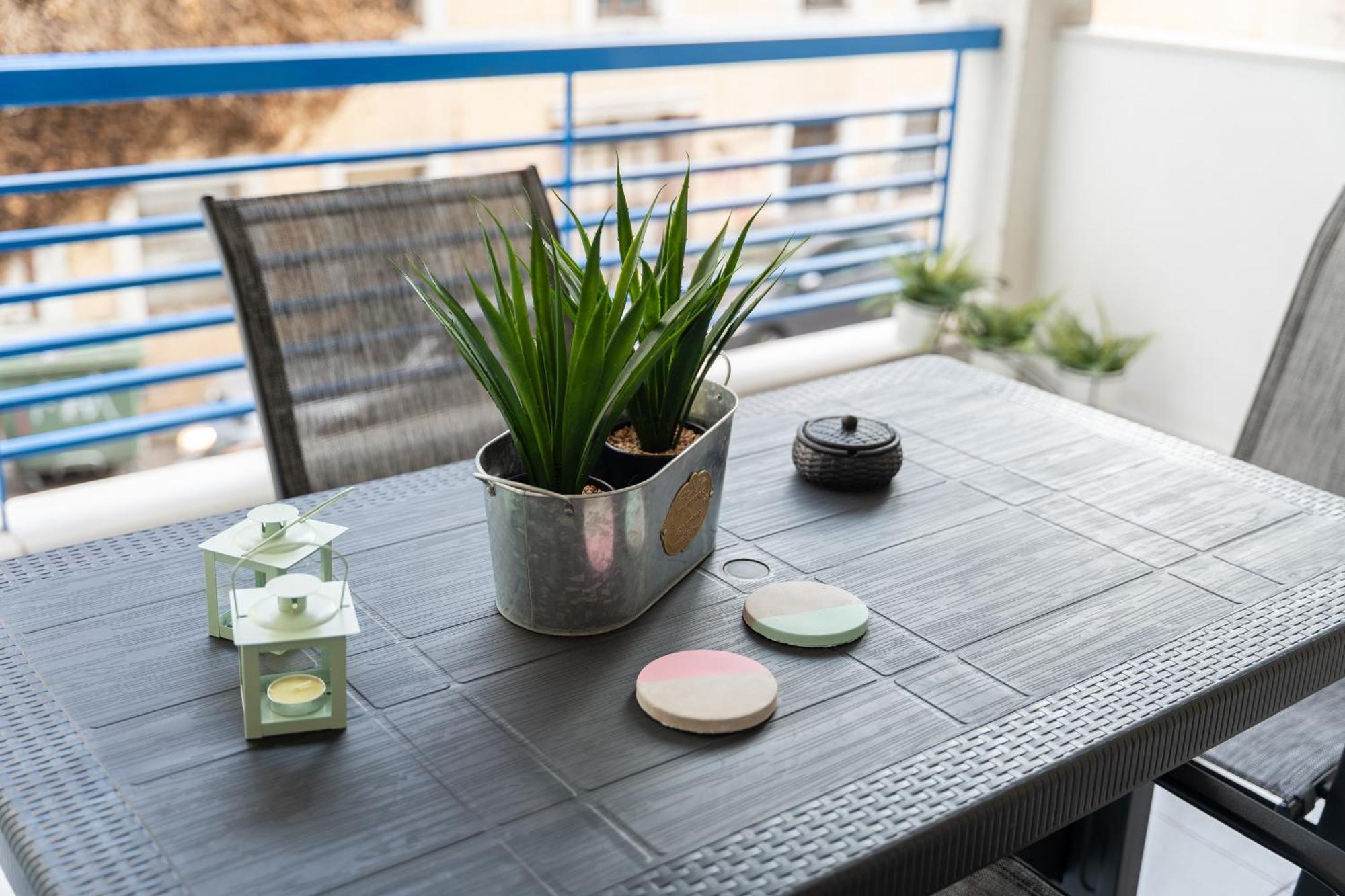 Ninas Central Apartment 卡瓦拉 外观 照片