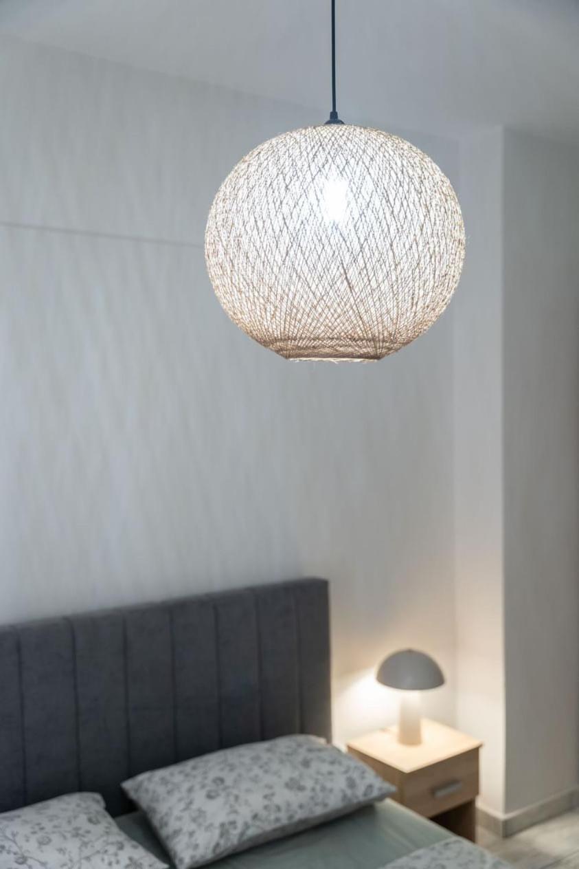Ninas Central Apartment 卡瓦拉 外观 照片