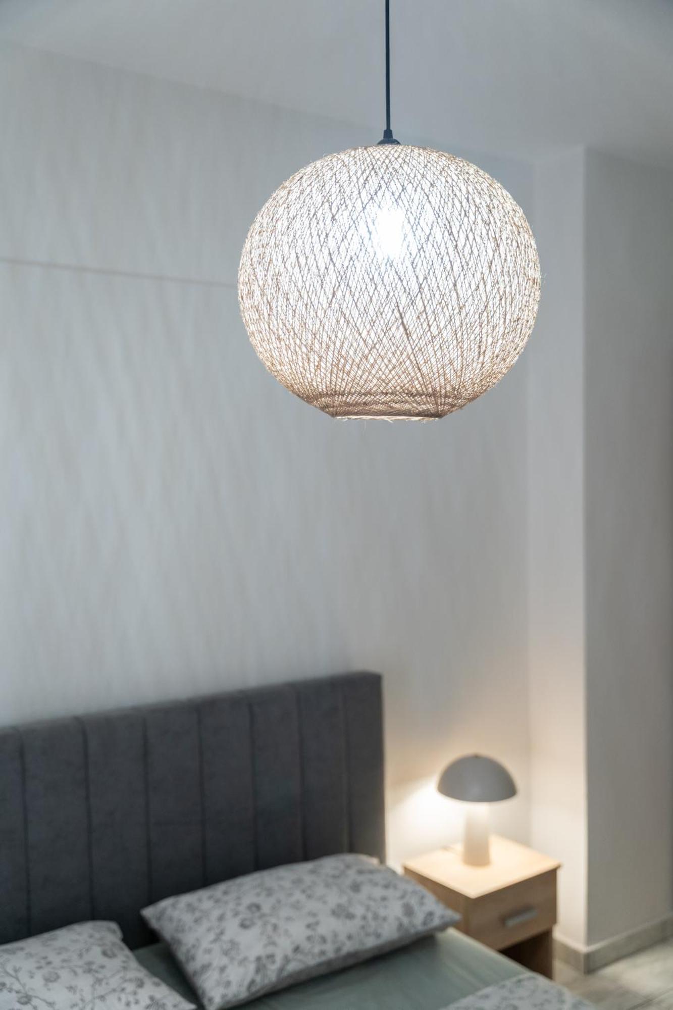Ninas Central Apartment 卡瓦拉 外观 照片